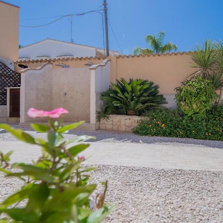 Villa Sajonara Elvira Fontane Bianche Εξωτερικό φωτογραφία